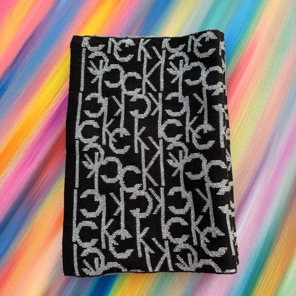 Calvin Klein Black/Silver scarf